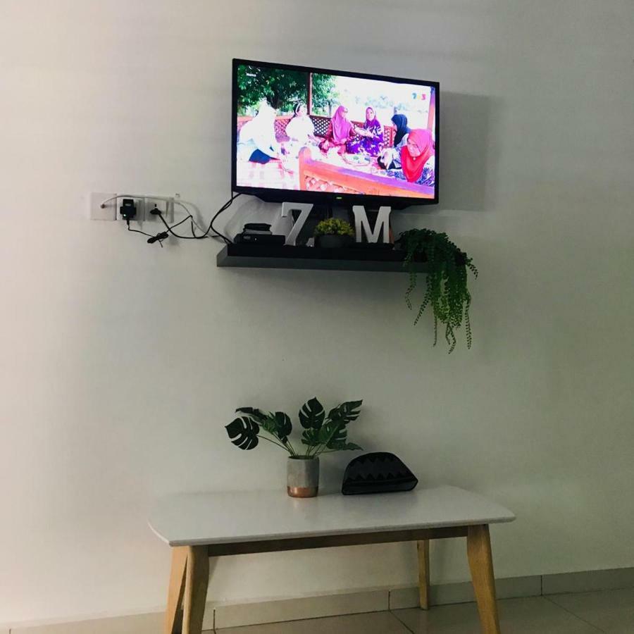 Z&M Homestay Jertih 外观 照片